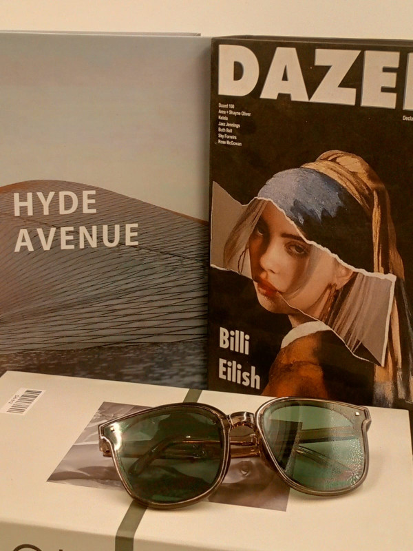 Folding Sunglasses with Pouch – Stylish & Compact ?