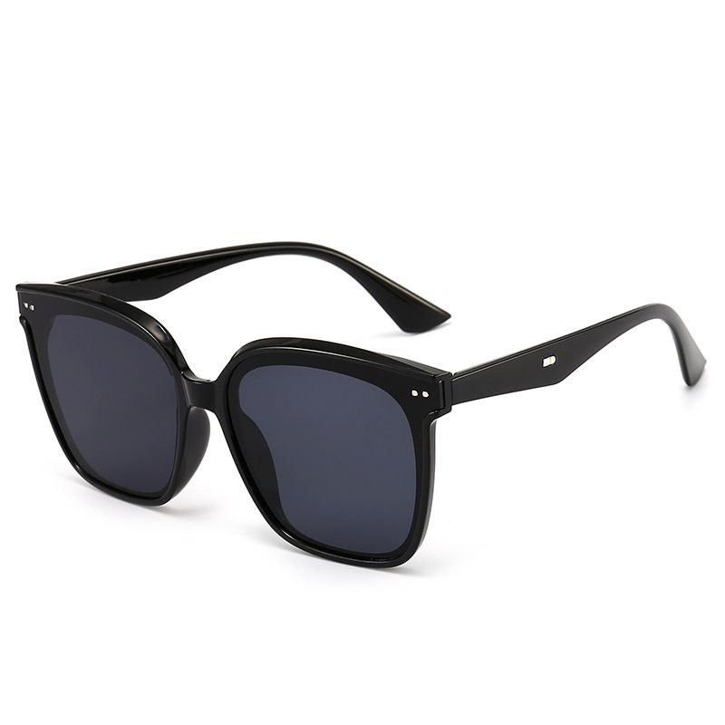 Fashionable Vintage Square Unisex Sunglass